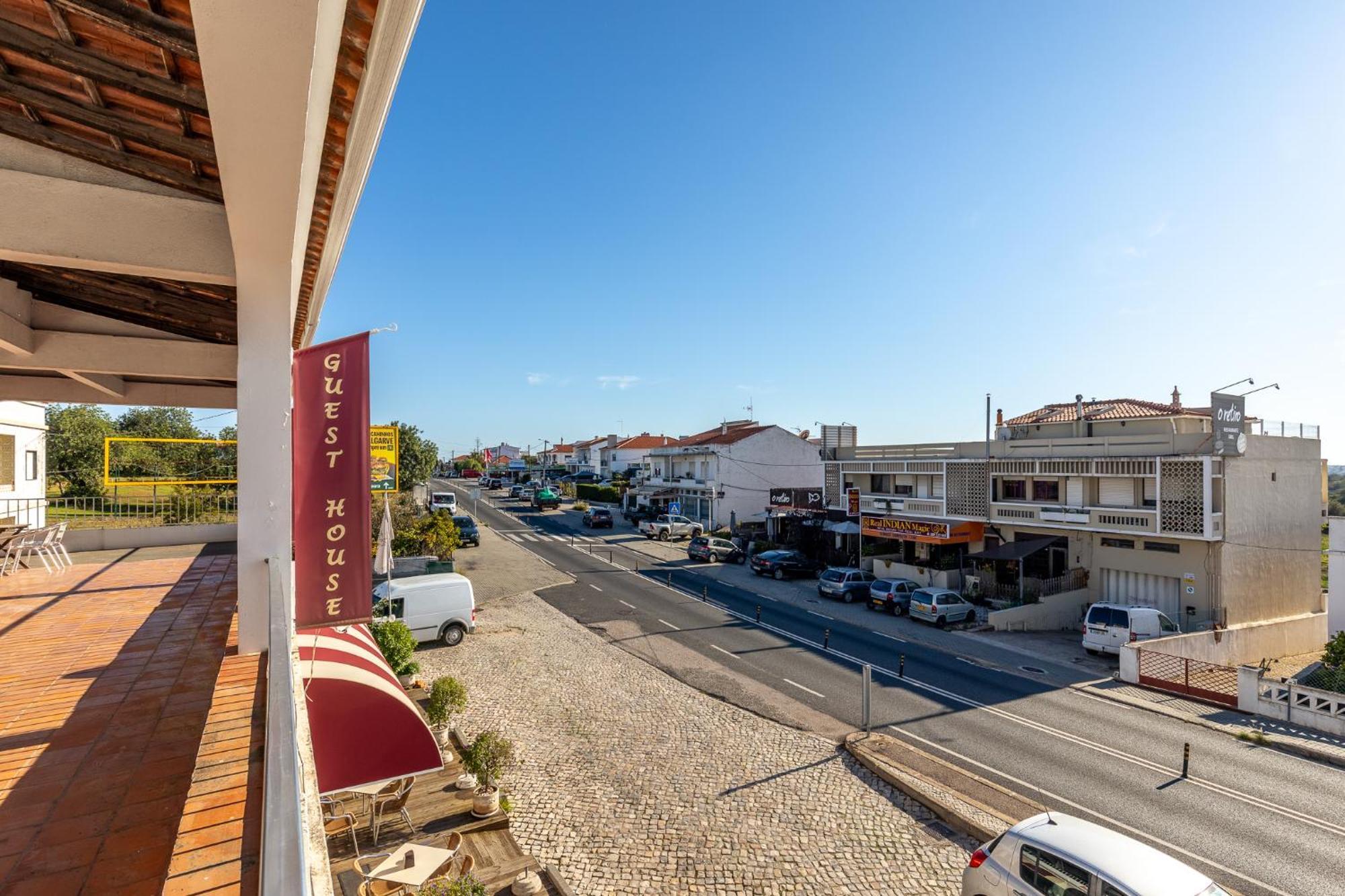 Guest House Oliveira Boliqueime Bagian luar foto