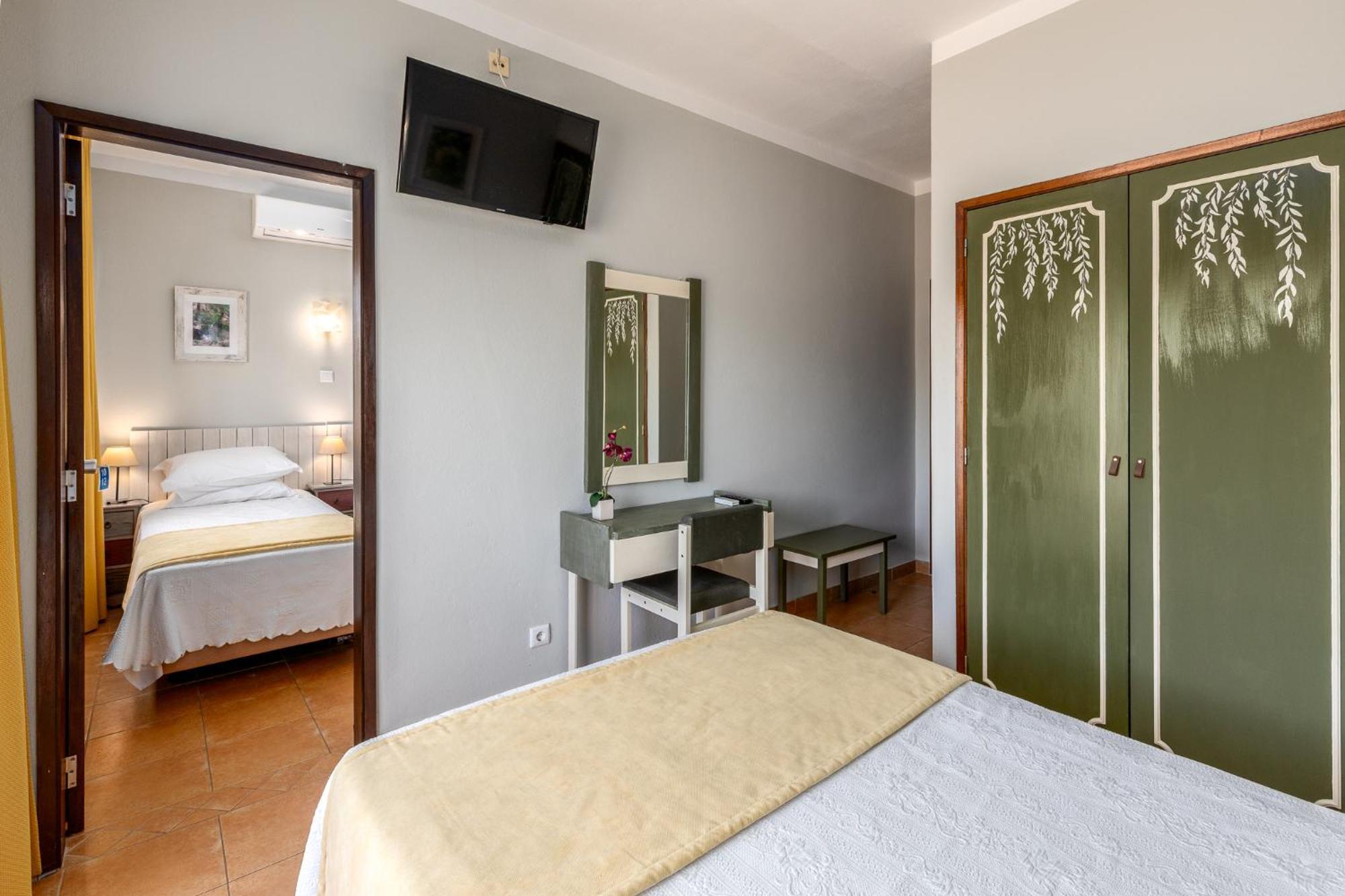 Guest House Oliveira Boliqueime Bagian luar foto